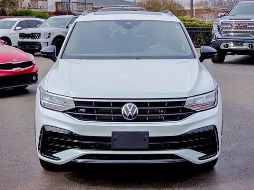 2022 Volkswagen Tiguan 2.0T SE R-Line Black 4MOTION