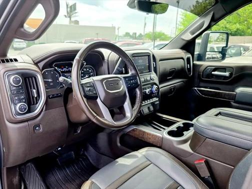 2020 GMC Sierra 2500 Denali