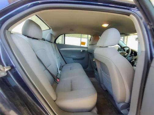 2011 Chevrolet Malibu LS