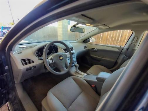 2011 Chevrolet Malibu LS