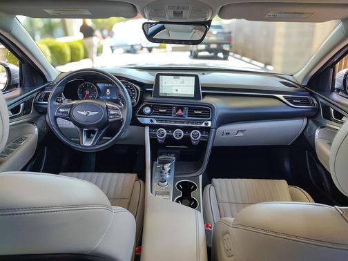 2020 Genesis G70 2.0T AWD