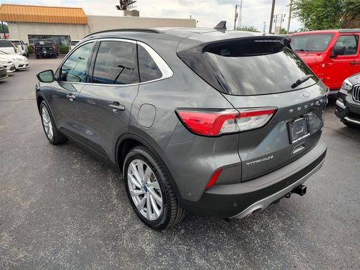2021 Ford Escape Titanium