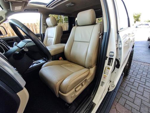 2021 Toyota Sequoia SR5