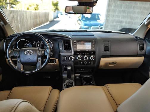 2021 Toyota Sequoia SR5