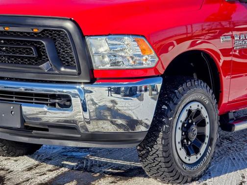 2018 RAM 2500 Tradesman Crew Cab 4x4 6'4' Box