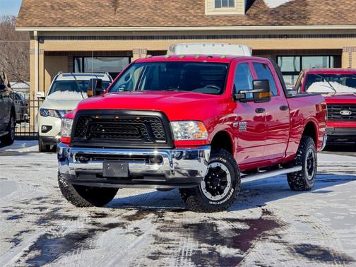 2018 RAM 2500 Tradesman Crew Cab 4x4 6'4' Box