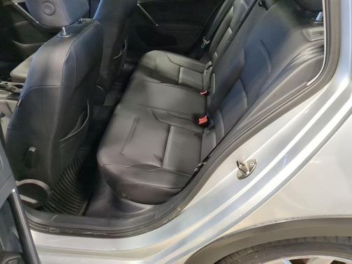 2017 Volkswagen Golf Alltrack TSI SE