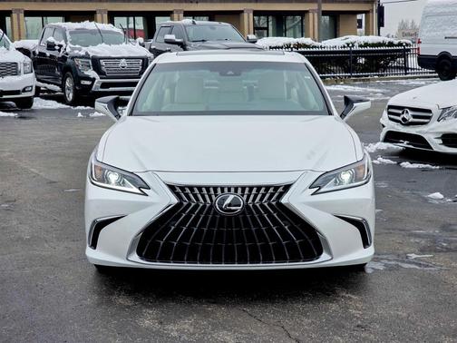2023 Lexus ES 350 Base