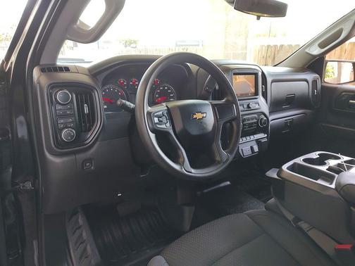 2022 Chevrolet Silverado 1500 WT