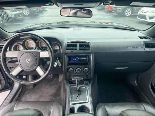 Brilliant Black Crystal Pearlcoat 2010 Dodge Challenger R/T