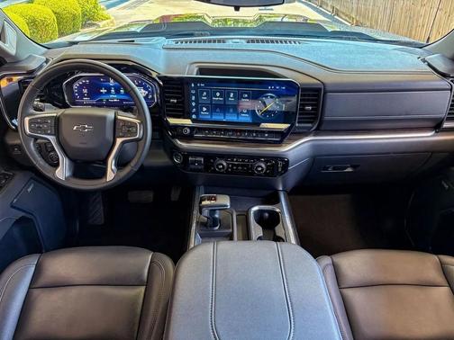 Sterling Gray Metallic 2025 Chevrolet Silverado 1500 LT Trail Boss
