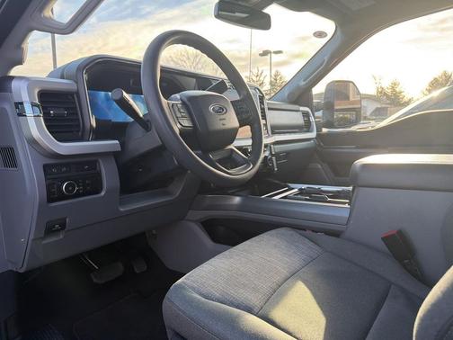 2024 Ford F-250 XLT