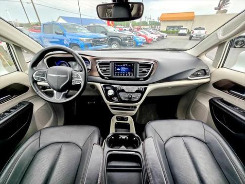 2019 Chrysler Pacifica Touring L