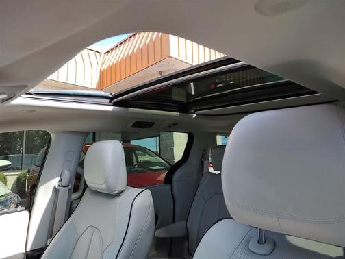 2021 Chrysler Pacifica Limited