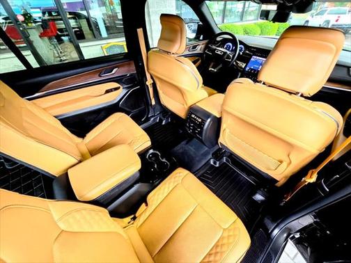 2023 Jeep Grand Cherokee L Summit