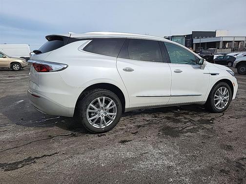 2022 Buick Enclave FWD Essence