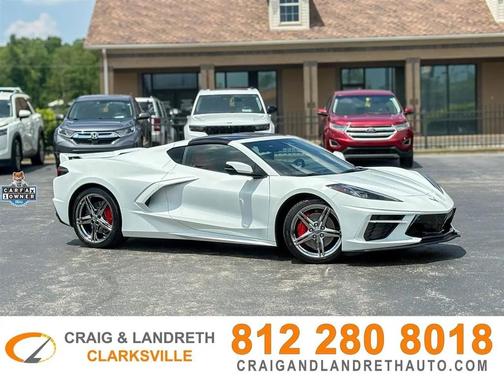 Arctic White 2024 Chevrolet Corvette Stingray w/2LT