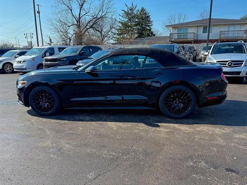 2017 Ford Mustang V6