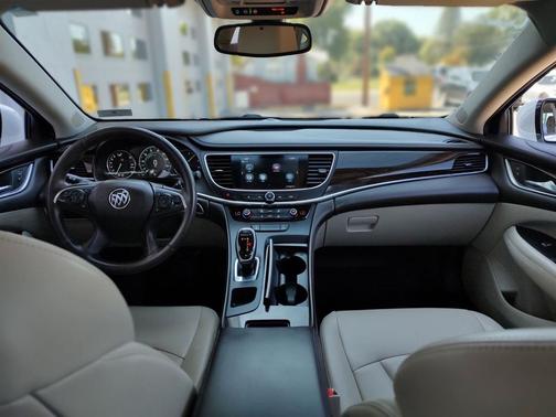 2017 Buick LaCrosse Preferred