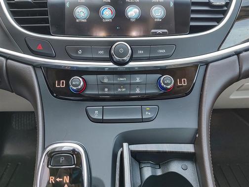 2017 Buick LaCrosse Preferred