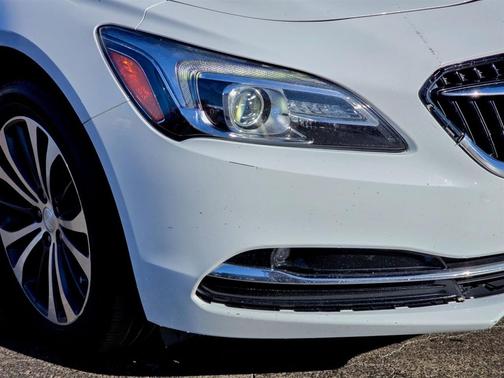 2017 Buick LaCrosse Preferred