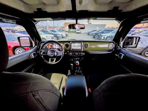 2021 Jeep Gladiator Overland