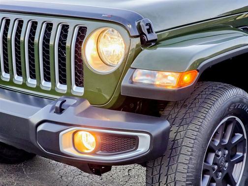 2021 Jeep Gladiator Overland