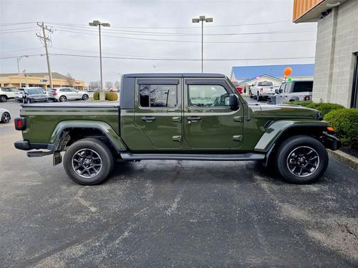 2021 Jeep Gladiator Overland