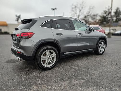 2021 Mercedes-Benz GLA 250 Base 4MATIC