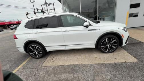 2024 Volkswagen Tiguan 2.0T SEL R-Line 4MOTION