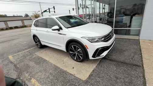 2024 Volkswagen Tiguan 2.0T SEL R-Line 4MOTION