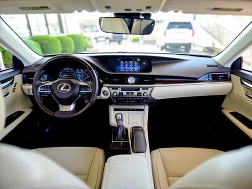 2016 Lexus ES 350 Base