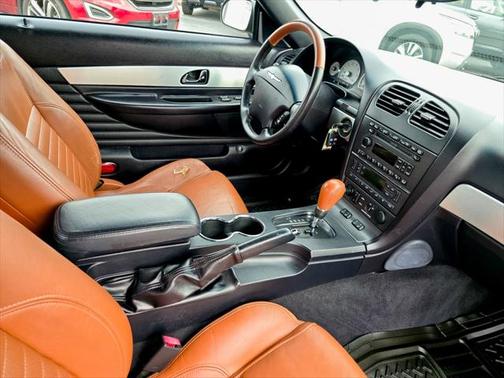 2003 Ford Thunderbird Base