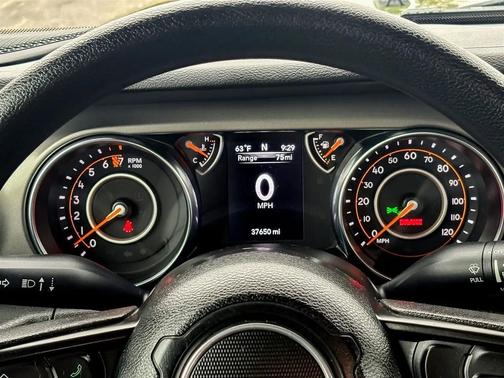 Sarge Green Clearcoat 2022 Jeep Gladiator Sport