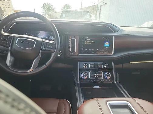 2023 GMC Yukon XL Denali Ultimate