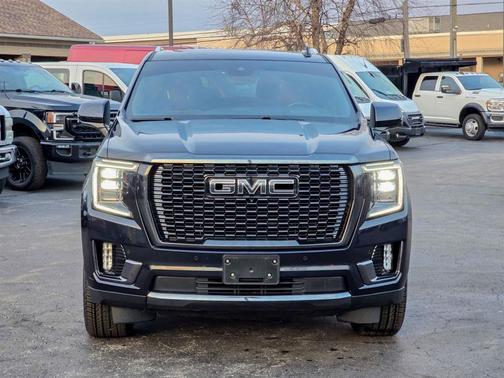 2023 GMC Yukon XL Denali Ultimate