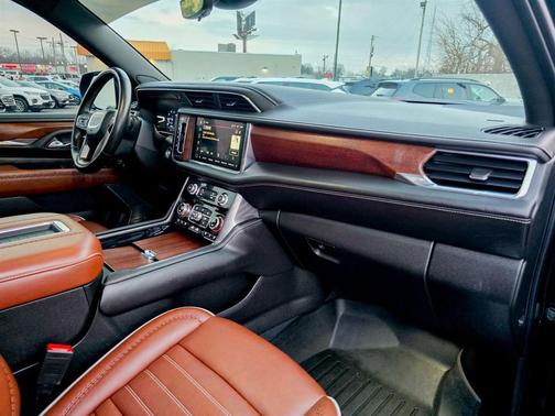 2023 GMC Yukon XL Denali Ultimate