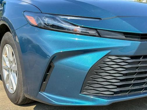 Ocean 2026 Toyota Camry LE