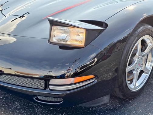 2003 Chevrolet Corvette Base