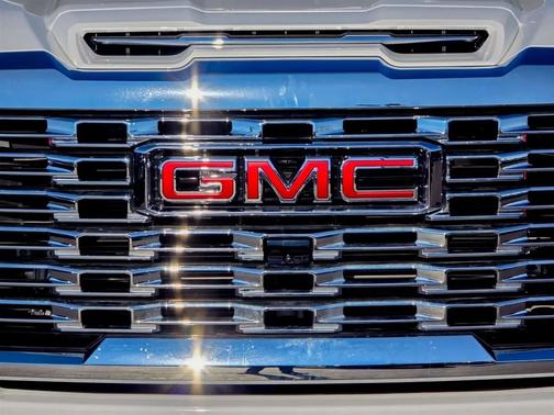 2025 GMC Sierra 3500 Denali