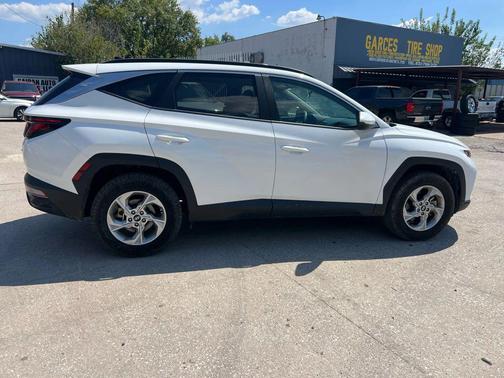 2024 Hyundai TUCSON SEL Sport Utility 4D