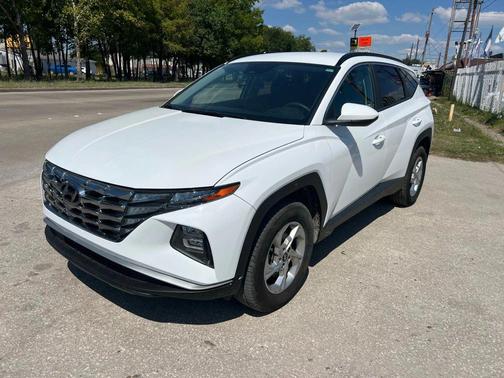 2024 Hyundai TUCSON SEL Sport Utility 4D