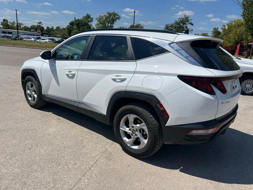 2024 Hyundai TUCSON SEL Sport Utility 4D