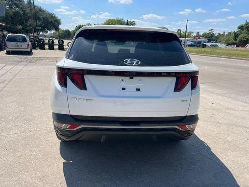 2024 Hyundai TUCSON SEL Sport Utility 4D