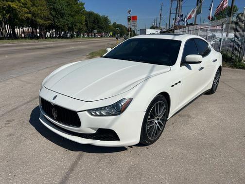 2016 Maserati Ghibli Base