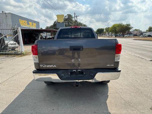 2011 Toyota Tundra Grade