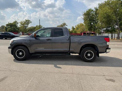 2011 Toyota Tundra Grade