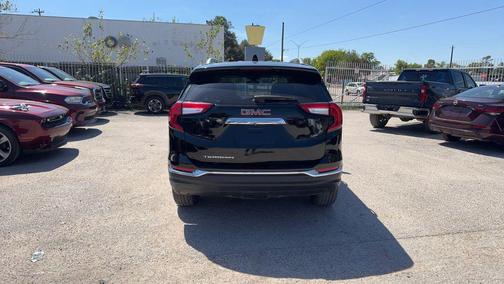 2024 GMC Terrain SLT