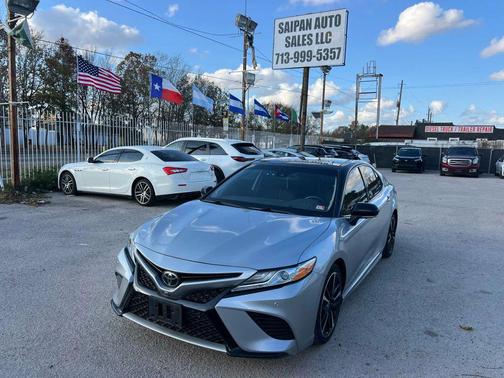 2020 Toyota Camry XSE