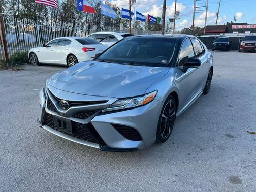 2020 Toyota Camry XSE